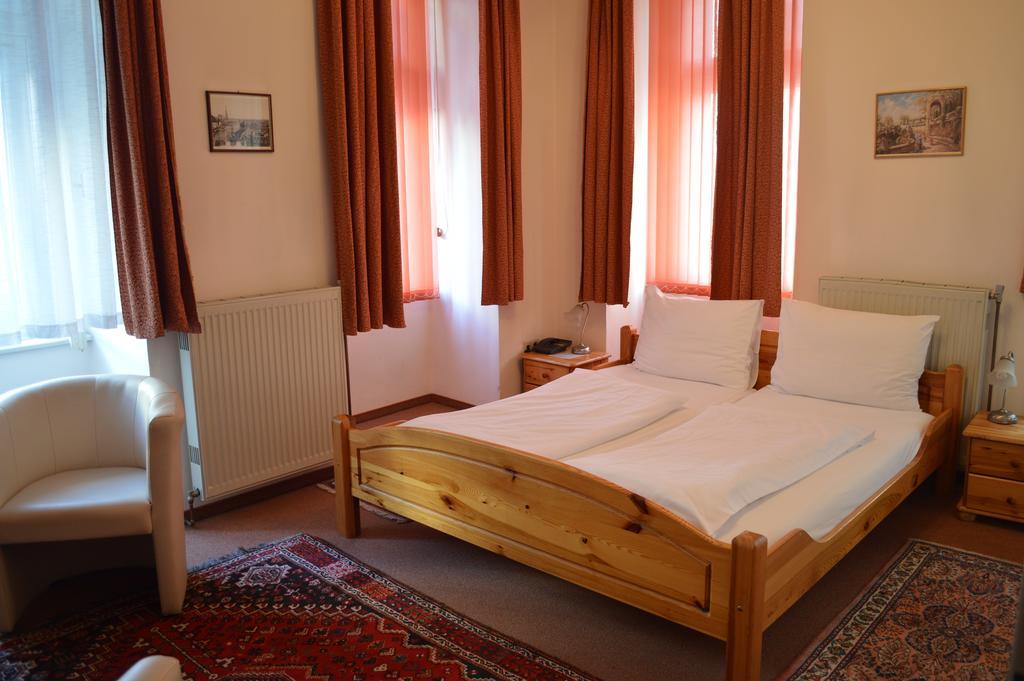 Hotel Pension Walzerstadt Wien Phòng bức ảnh